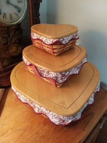 Longaberger Sweet Heart Trio Baskets - 1999 (THREE Baskets/protectors/liners) Cover
