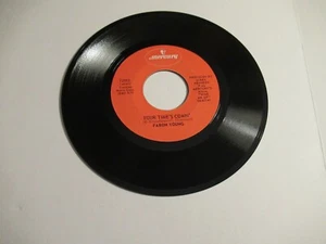 Faron Young: Your Time's Comin' / Painted Girls And Wine / 45 Rpm 1969 - Picture 1 of 2