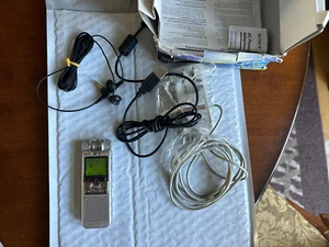 Sony Handheld Mini Digital Voice Editor Recorder 2 ICD-MX20 Excellent - Picture 1 of 3