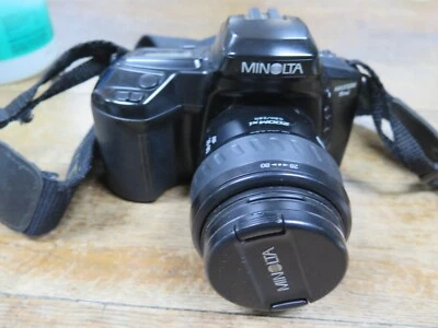 Minolta Maxxum 5xi 35mm Film Camera w OEM AF Zoom 28-80 mm Lens NOT TESTED - Image 1 of 4