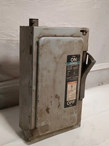Siemens ITE NF352 Enclosed Switch Series A, 60 Amp, 240AC-600AC, 250DC, 3 Phase - Picture 1 of 10
