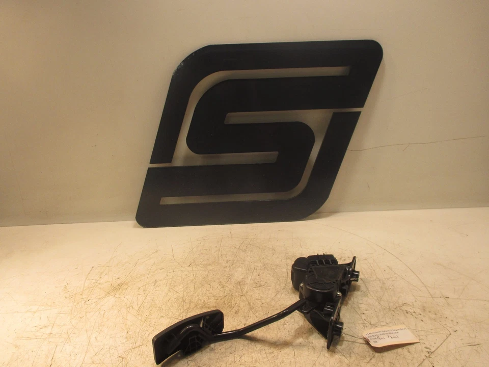 Mitsubishi Galant ES 2011 OEM gasolina combustible pedal de aceleración  Foto 1 de 4