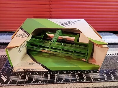 Ertl John Deere 1600 mower conditioner 1/16 diecast metal farm implement replica - Image 1 of 4