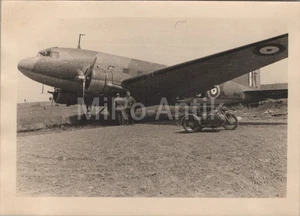 Foto, Beute Douglas C-47 Flugzeug Frankreich 1940 XT55224 - Bild 1 von 2