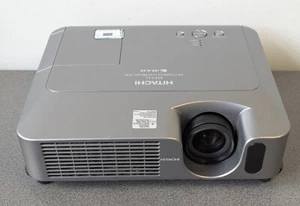 Hitachi Beamer ED-X12 (Hohe Lampenstunden gebraucht) - Bild 1 von 6