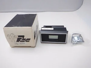 Red Lion CUBVD002 CUBVD Miniature DC Voltmeter new - Picture 1 of 5