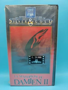 LA MALEDIZIONE DI DAMIEN OMEN II VHS CBS FOX VIDEO Sticker SILVER & GOLD - Picture 1 of 5