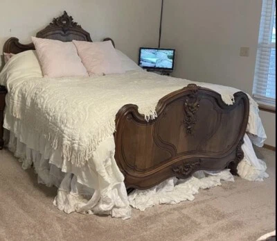 Cabecero y pie de cama estilo Louis Xv provincial francés king Foto 1 de 2