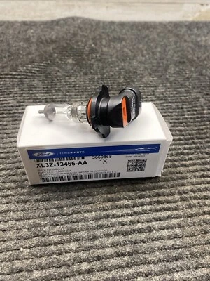 Faro antiniebla Ford OEM XL3Z-13466-AA Foto 1 de 4