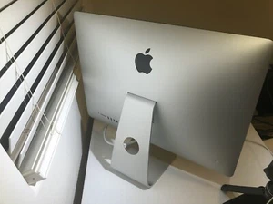 Working Apple Slim iMac 21.5" 2.7 GHz Core i5 1TB HDD 8GB RAM Late 2013 - Picture 1 of 5