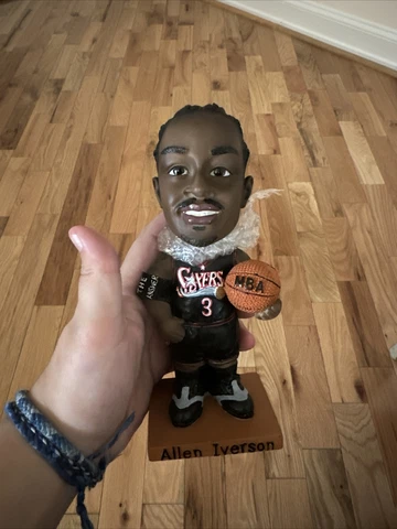 ALLEN IVERSON PHILADELPHIA SIXERS 76ERS VINTAGE 2002 MCDONALDS BOBBLEHEAD Cover