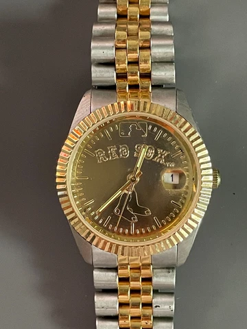 MLB Boston RED SOX Sun Time Executive two tone gold and silver watch Cover