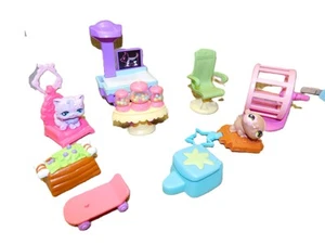 Littlest Pet Shop Get Better Center X-RAY Table, HAMSTER WHEEL, Gumball Machine - Picture 1 of 13
