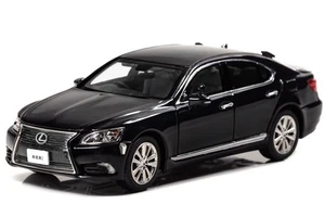 RAI'S 1:43 Lexus LS460 2015 Police Executive Command Car Ltd.1000 H7431502 - Bild 1 von 2
