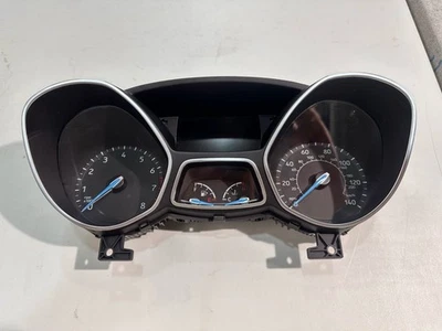 Medidores de painel de instrumentos Ford Focus velocímetro 76K 2017-2018 - Imagem 1 de 4