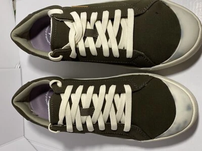 Zapatos Dr Scholl Time Off Para Mujer 9 Olive Ripstop Tela Tenis Nuevos con Defecto Foto 1 de 4