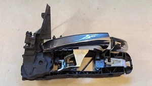 MERCEDES C DOOR HANDLE BRACKET CARRIER W205 (2014-2018) FRONT RIGHT O/S/F 992 - Picture 1 of 7