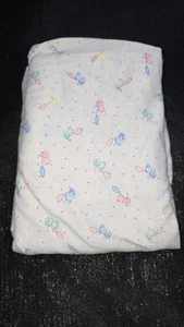 Vintage Infant Crib Sheet Bear With Balloon - Picture 1 of 6