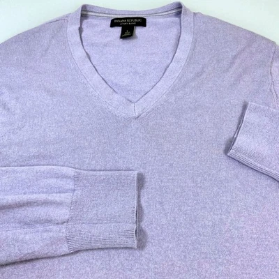 Banana Republic Mens L Luxury Blend V Neck Lavender Sweater Silk Cashmere Blend - Image 1 of 4