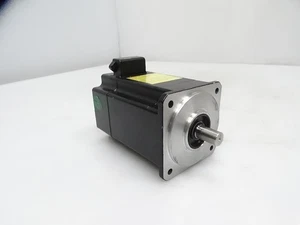 FANUC A06B-0215-B100 SERVO MOTOR - Picture 1 of 3