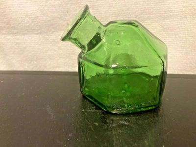 Parasol Lunch Pail Inkwell Hummingbird Feeder - Green transparent Glass Nice - Image 1 of 4