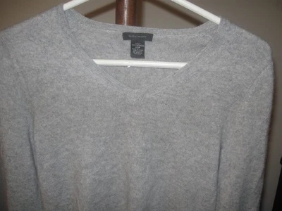 Suéter Only Mine para mujer 2 capas 100 % cachemir manga larga cuello en V XSP gris claro Foto 1 de 4