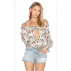 Camicetta Stone Cold Fox floreale spalle scoperte manica lunga cravatta davanti top bohemien 2 - Foto 1 di 11