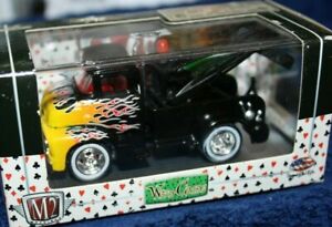 M2 2013 WILD CARDS 1956 FORD TOW TRUCK PREM. ED. BLACK WITH FLAMES 