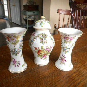 Rare-Choisy Le Roi Leroi 3-pc Console Set-Candle Holders & Jar-France 1786-1866 - Picture 1 of 9