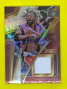 Tarjeta coleccionable de lucha libre Kofi Kingston WWE Panini Select 2023 Relic Sparks Prizm - Imagen 1 de 1