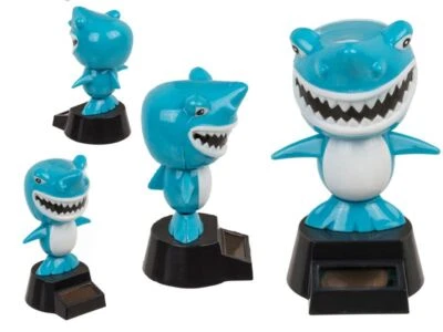 Haifisch Solarfigur Wackelfigur, Shark, Angeln Hai, Meer Wackelkopffigur, Deko - Bild 1 von 4