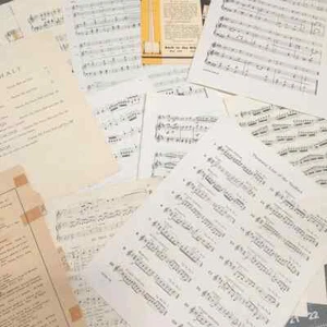 Assorted Music Sheets for Crafting (Choose your quantity) - Picture 1 of 4