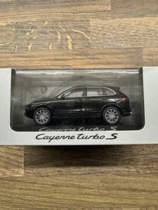 Cayenne turbo S porsche 1;43 - Zdjęcie 1 z 3