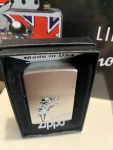ZIPPO SMOKING BASSO   LIMITED EDITION 10F023  NUOVO - Imagen 1 de 3