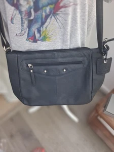 Lovely quality Rowallan hand-made leather navy bag in excellent condition - Picture 1 of 7