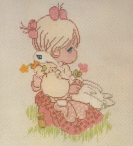Paragon Precious Moments Nadelspitzen-Set Longpoint Gott ist Liebe versiegelt Stickerei - Bild 1 von 6