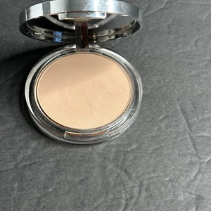 Clinique Superpowder Double Face Makeup #02 MATTE BEIGE .35oz - Picture 1 of 5