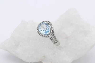 Wunderschöner Juwelen Ring aus 925 Sterlingsilber mit ein Aquamarin & Zirkonia - Bild 1 von 4