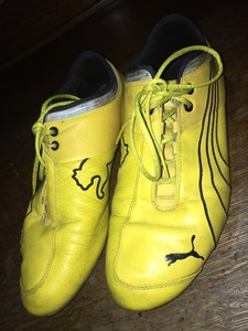 zapato puma ferrari amarillo