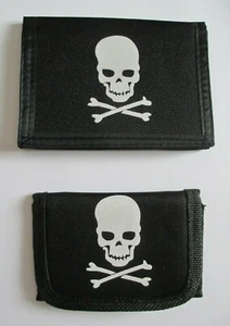 Pirate Skull and Crossbones Boys Teen Men Black Trifold Wallet - Picture 1 of 9