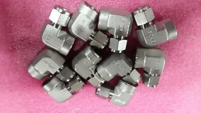 Lot of 10 - BI LOK DFL-8-8-SS Female Elbow -  1/2  316ss -  Qty 10 - Image 1 of 3