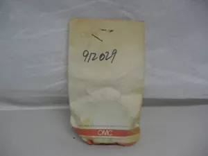 New NOS OMC Centering Cone 912029 C23 - Foto 1 di 1