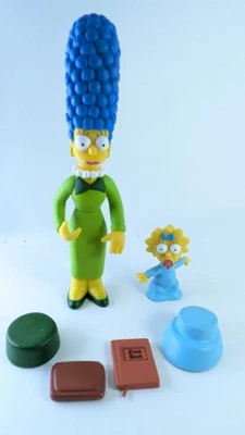 Figura de acción Playmates The Simpsons Sunday Best Marge & Maggie WOS 2002 Foto 1 de 4