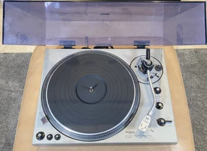Model SL-1650 Technics By Panasonic Automatic Turntable Record Player 1977 - Picture 1 of 17