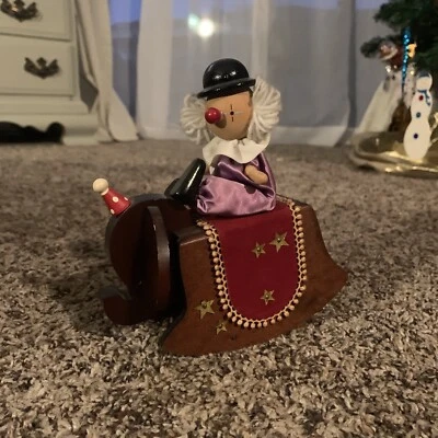 Caja de música vintage Schmid para niños canción de marcha cuerda elefante 323 Foto 1 de 4