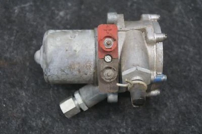 Bomba de combustible OEM 0442201002 Mercedes W108 W111 W113 1968-1972 Foto 1 de 4