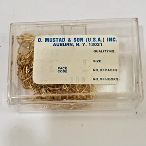 100 Size #6 MUSTAD 79792 Gold Fishing Hooks Hook Tackle New Old Stock - Picture 1 of 3