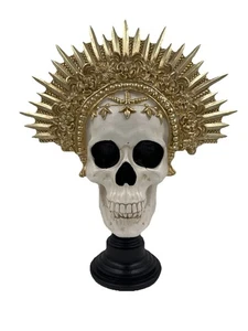 Calavera con tocado dorado decoración de Halloween arte gótico - Imagen 1 de 8