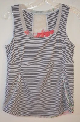 Camiseta sin mangas deportiva Lululemon marfil/gris a rayas con adornos florales mezcla de nailon talla 6 Foto 1 de 4