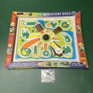 Kenner Jet Putt Miniature Golf Game With Original Box And Balls No 210 - Vintage - Picture 1 of 24
